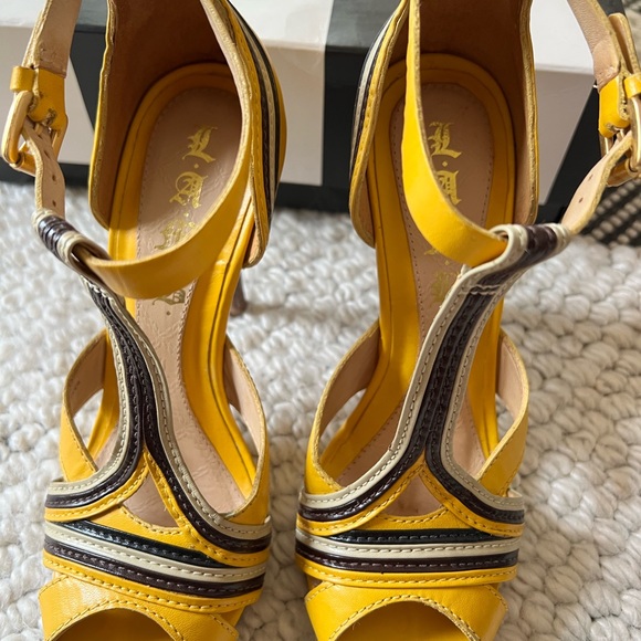 LAMB heels - Picture 4 of 5